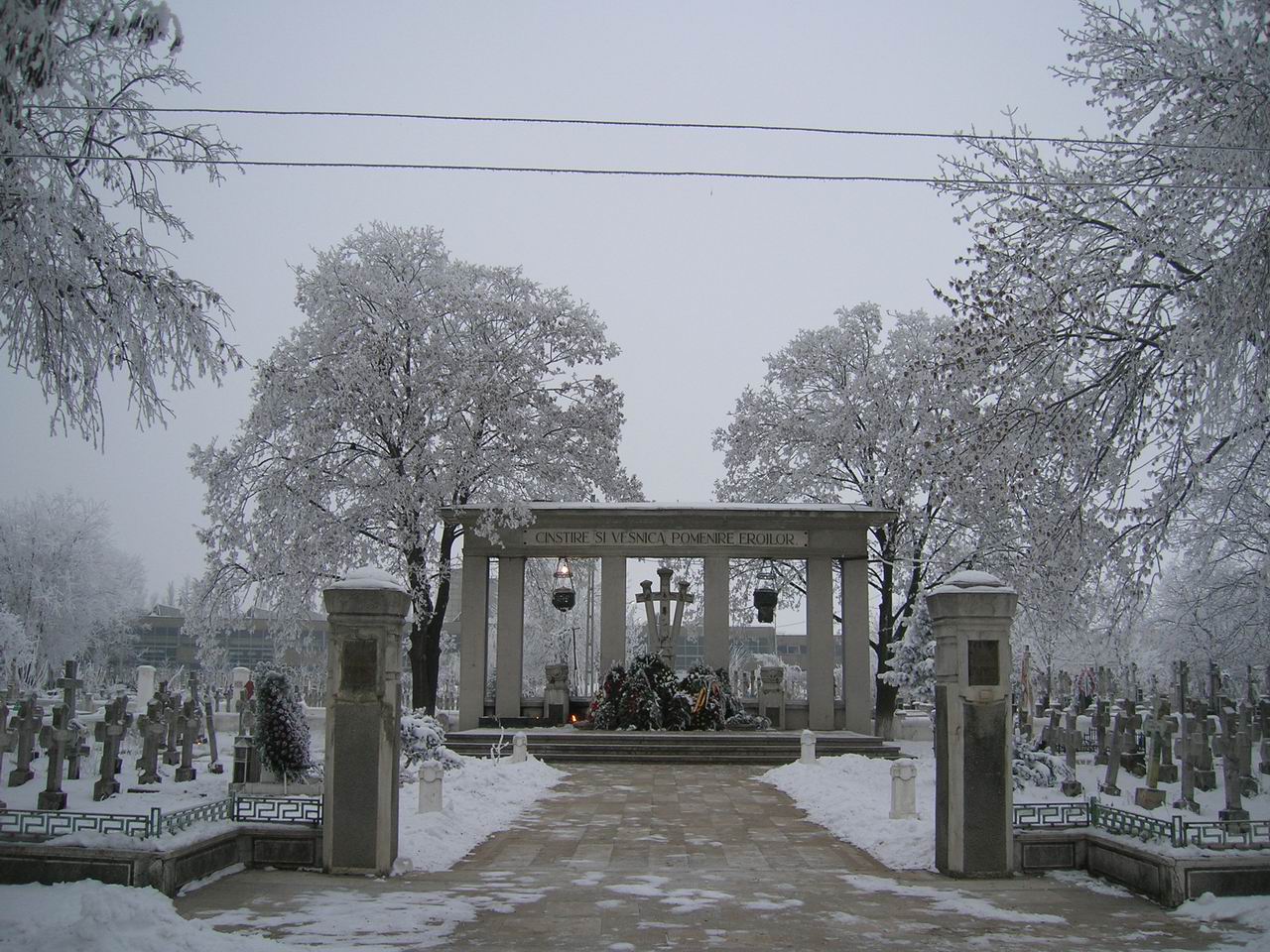 WWII Heroes Monument